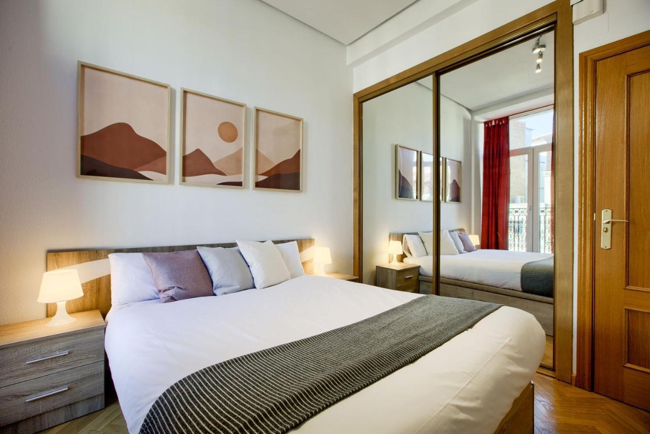 Apartamento Charming Elegant Gran Via Madrid Exterior foto