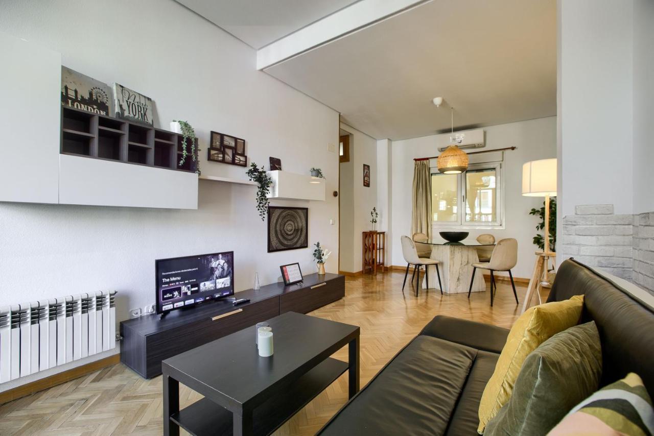 Apartamento Charming Elegant Gran Via Madrid Exterior foto