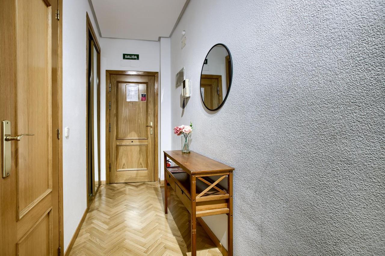 Apartamento Charming Elegant Gran Via Madrid Exterior foto