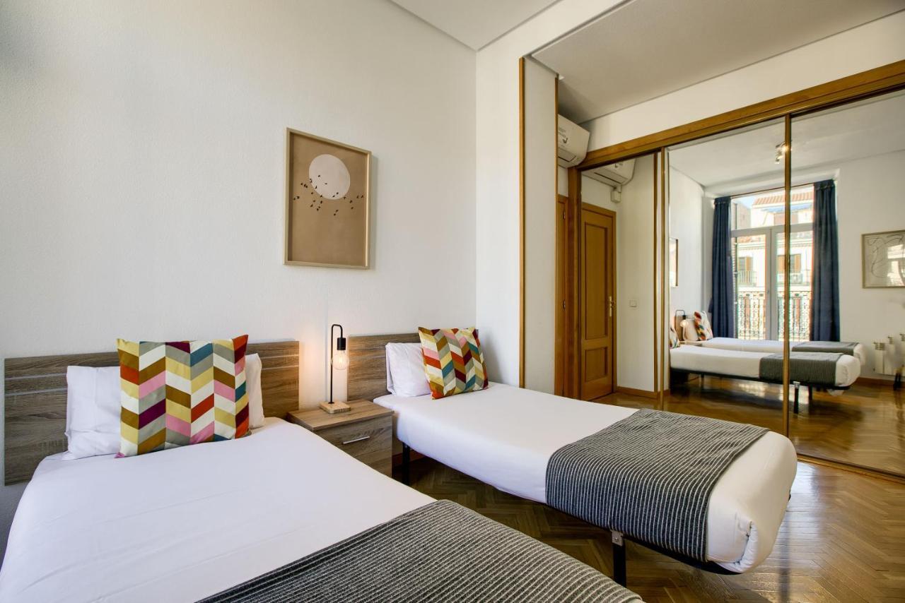 Apartamento Charming Elegant Gran Via Madrid Exterior foto